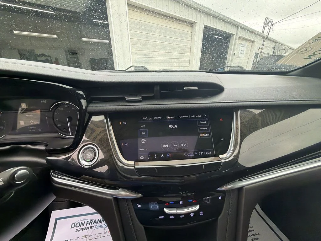 Used 2022 White Cadillac Premium Luxury image 16