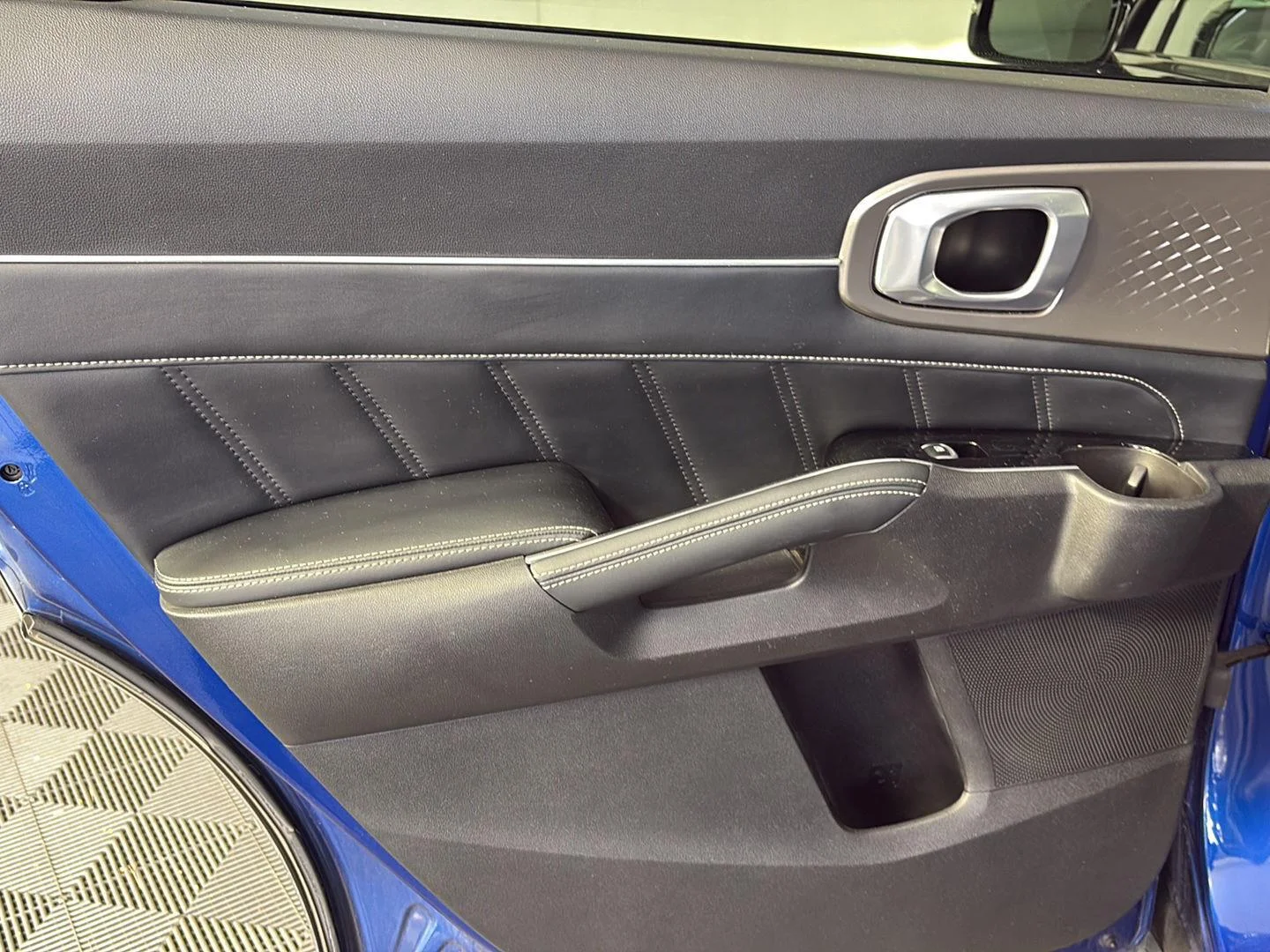 Used 2021 Sapphire Blue Kia SX image 23