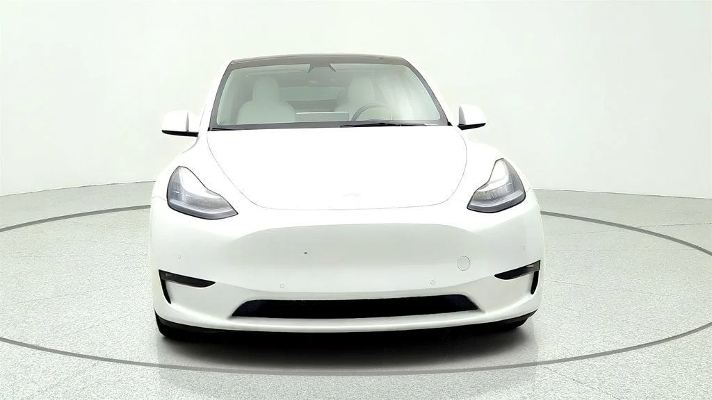Used 2021 Pearl White Multi-Coat Tesla Long Range AWD w/ Acceleration Boost image 2
