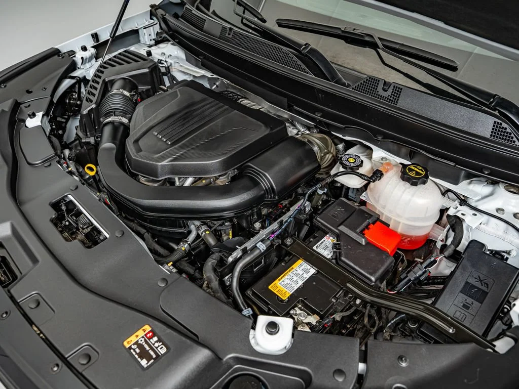 Used 2024 Summit White Chevrolet LS image 41