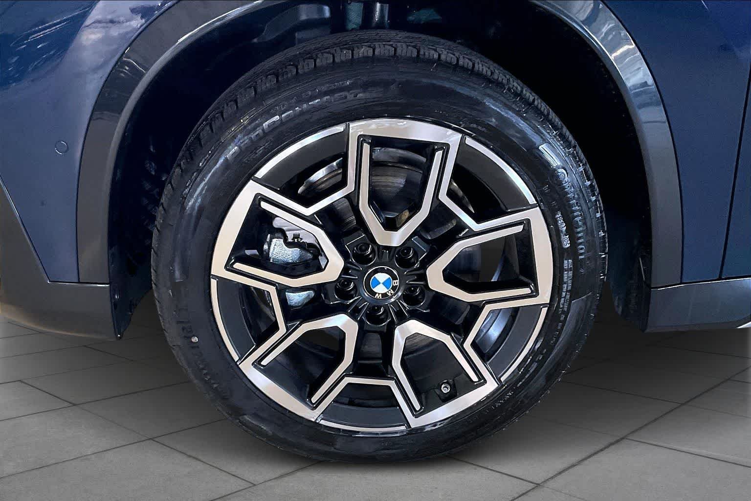 New 2026 Night Dusk Blue Metallic BMW xDrive28i image 11