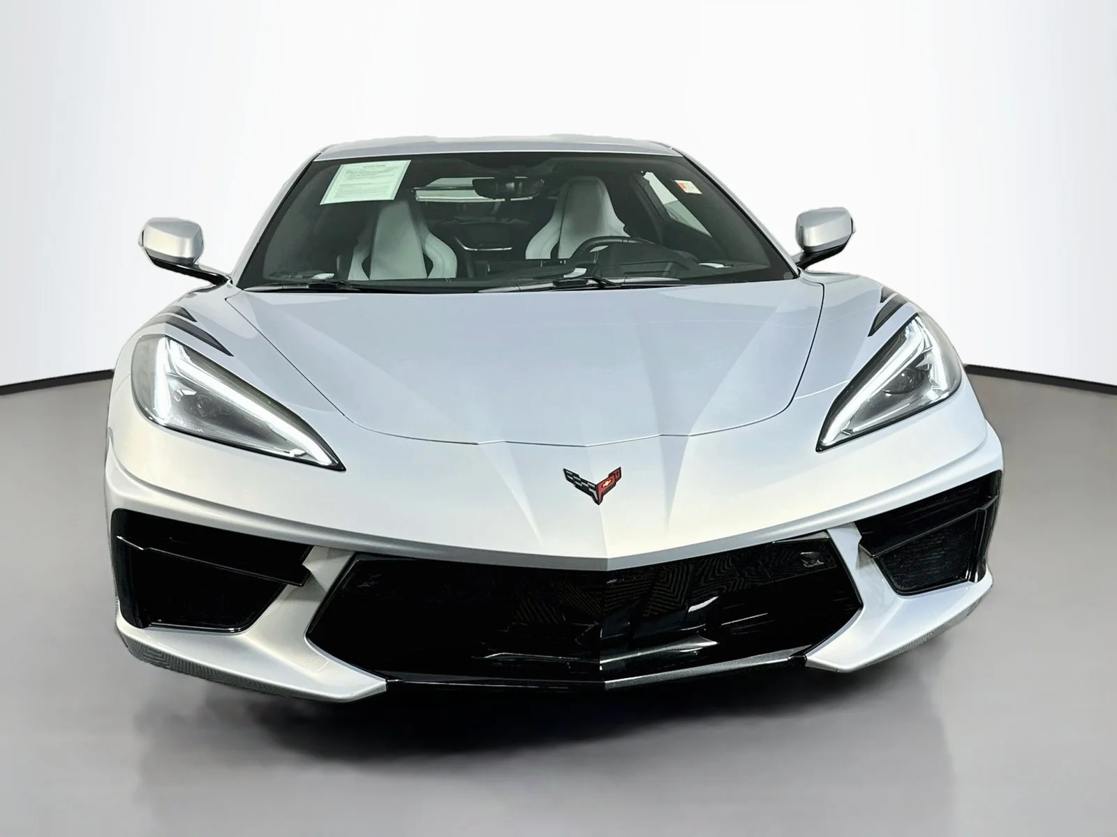 Used 2021 Silver Chevrolet Stingray image 2