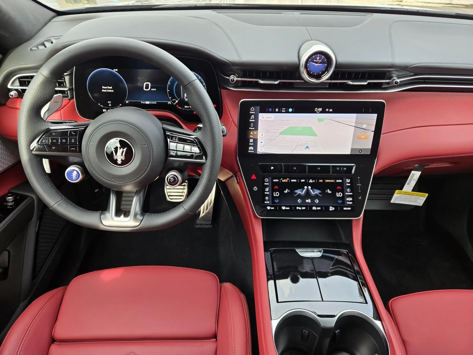 2026 Maserati Grecale Modena V6 - Photo 6