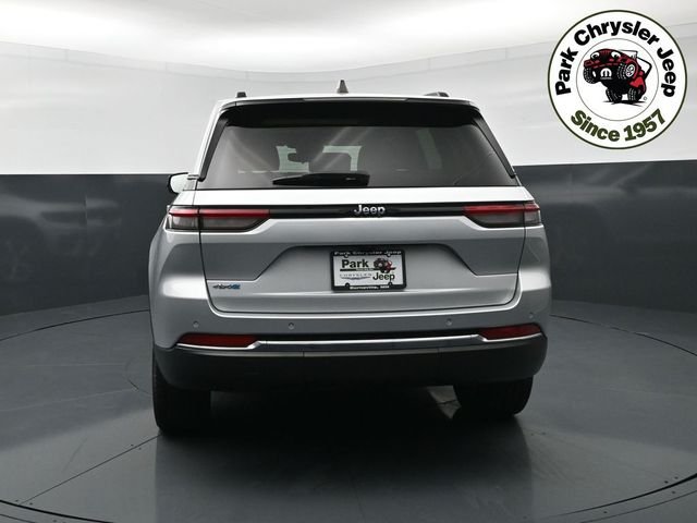 Used 2023 Silver Jeep 4xe image 5