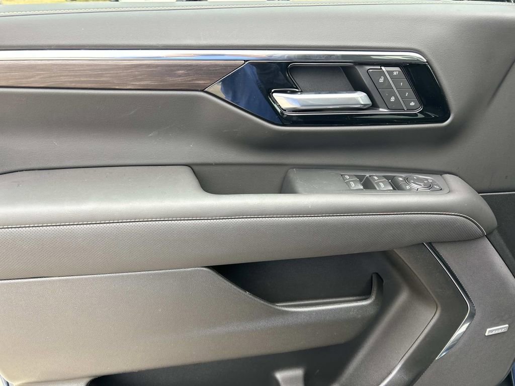 New 2026 Lakeshore Blue Metallic Chevrolet Premier image 18