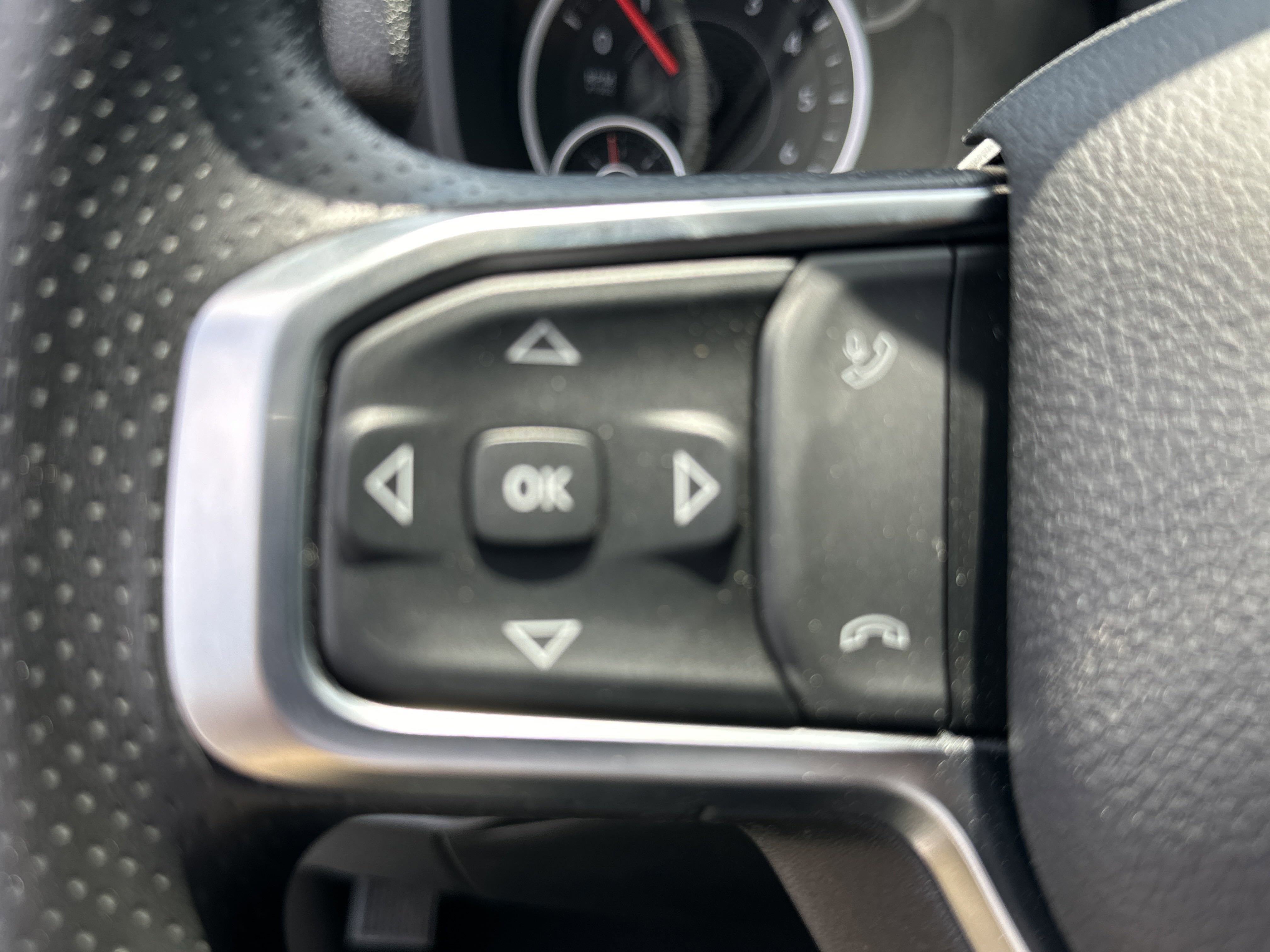 2025 RAM 3500 Tradesman - Photo 28