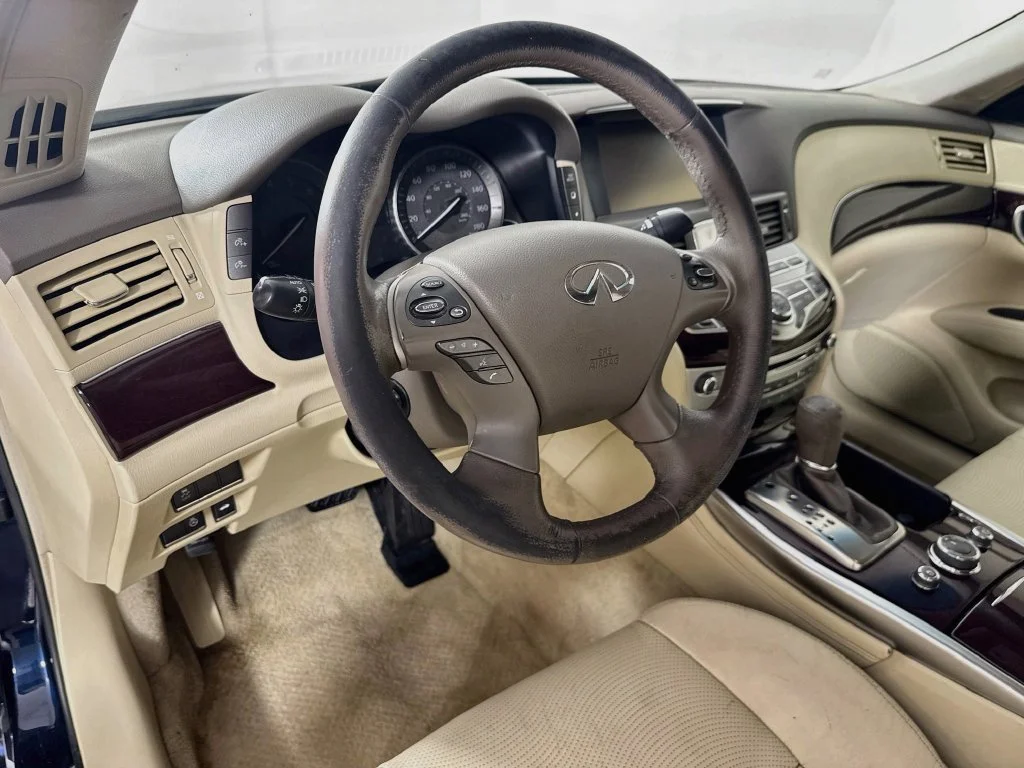 Used 2016 Blue INFINITI 3.7X image 10