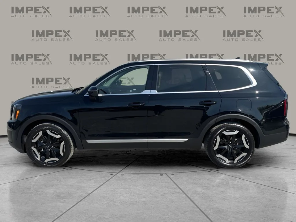 Used 2023 Black Kia EX image 2