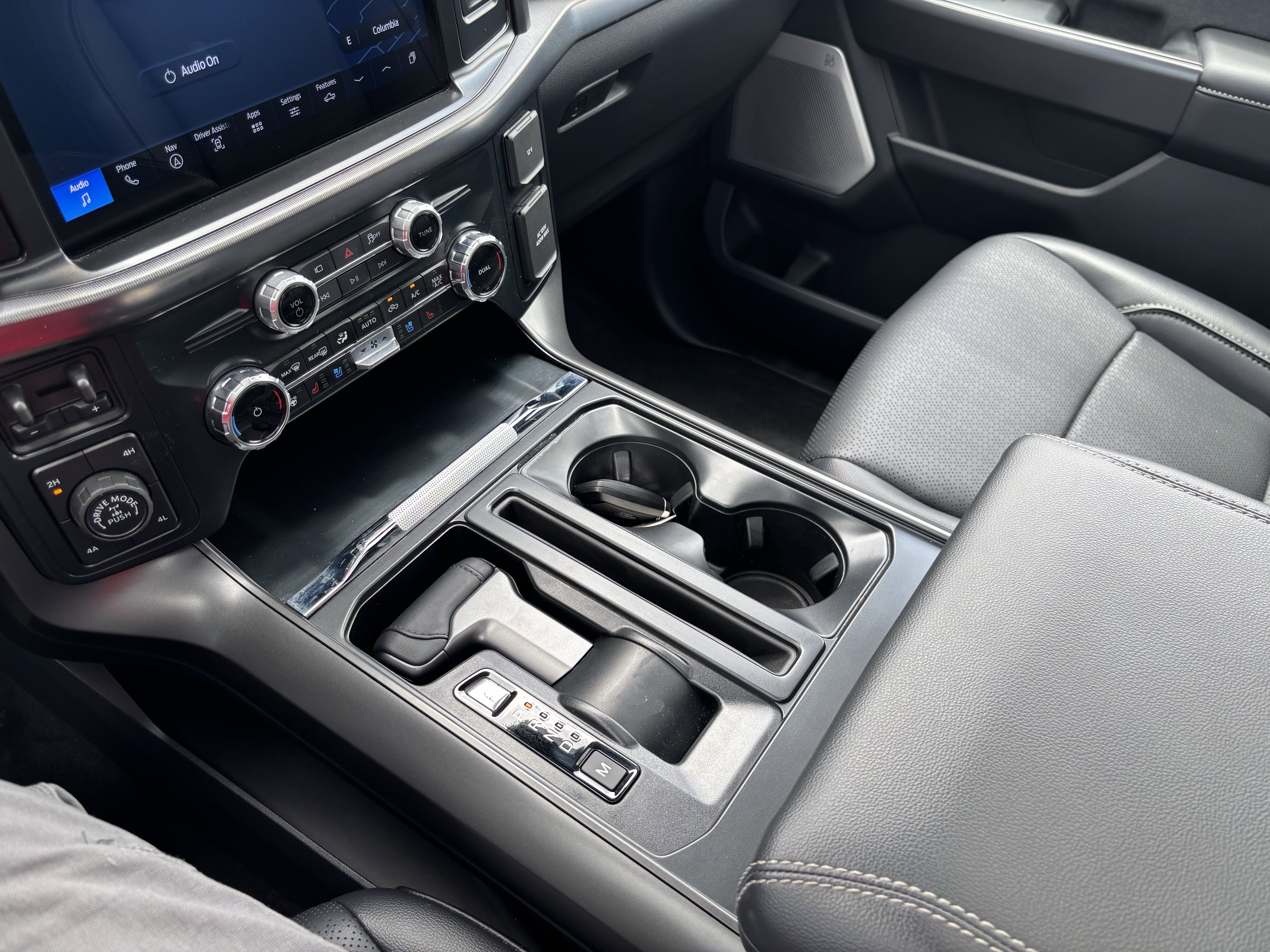 Used 2025 Black Ford LARIAT image 29