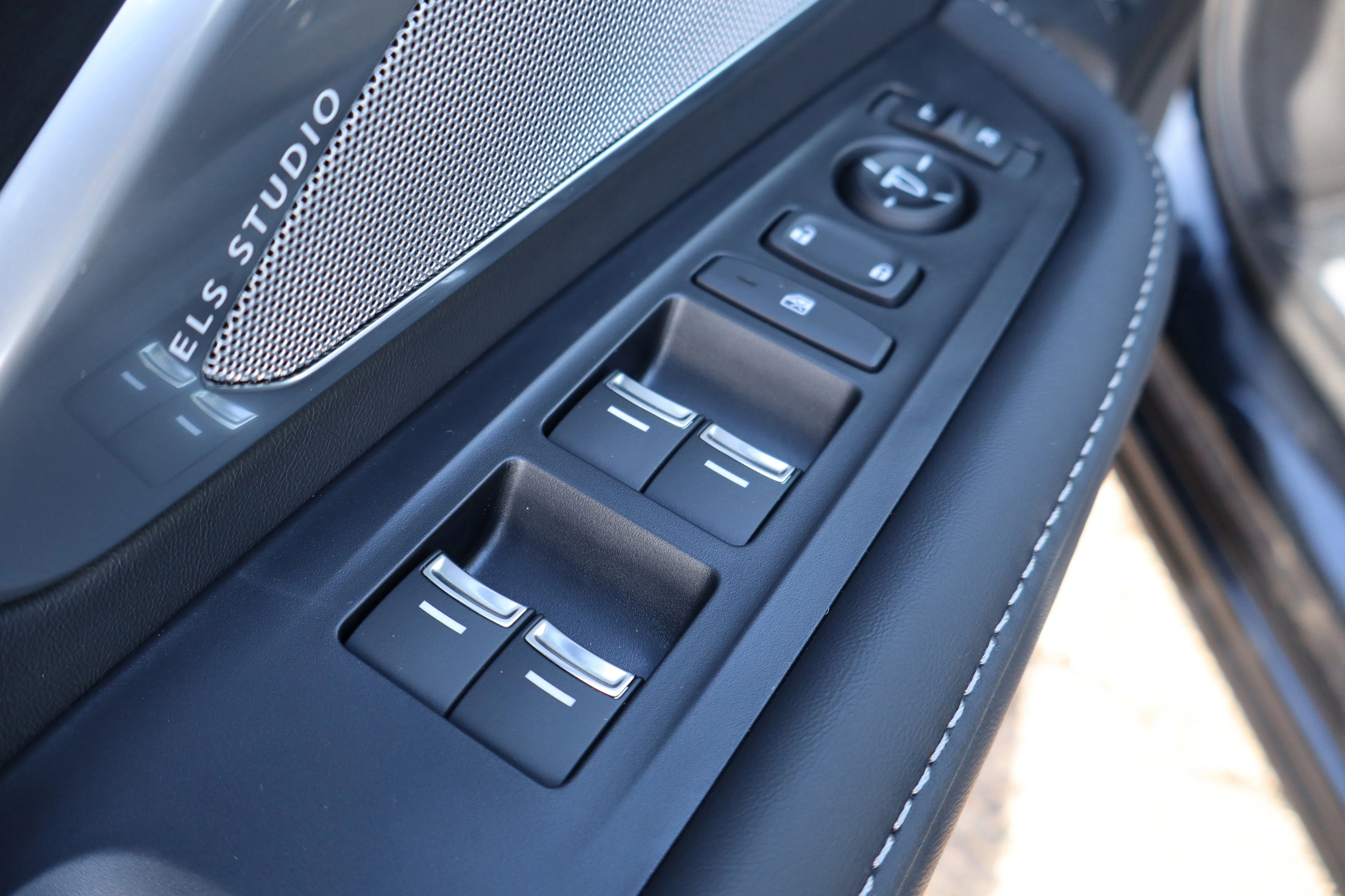 New 2026 Majestic Black Pearl Acura w/Technology Package image 25