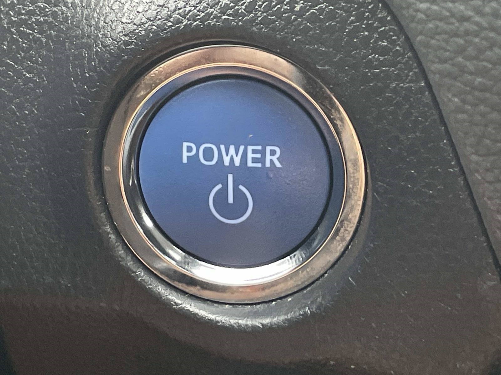 Used 2022 Magnetic Gray Metallic Toyota Hybrid XLE image 31