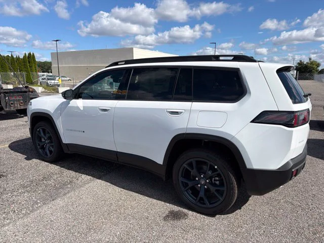New 2026 White Jeep  image 5