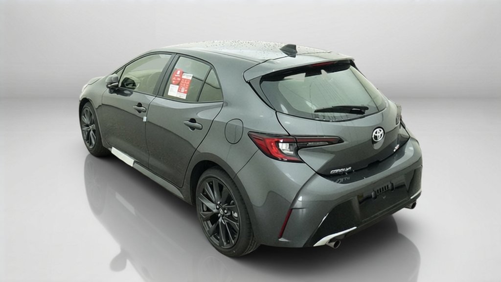 New 2027 Magnetic Gray Metallic Toyota XSE image 14