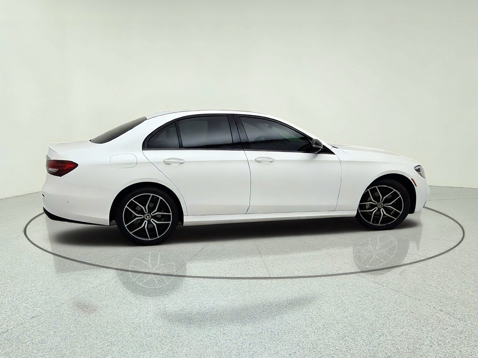 Certified Used 2022 Polar White Mercedes-Benz E 350 image 7