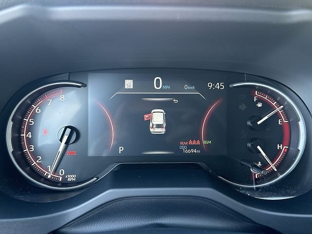 Certified Used 2025 White Toyota LE image 22