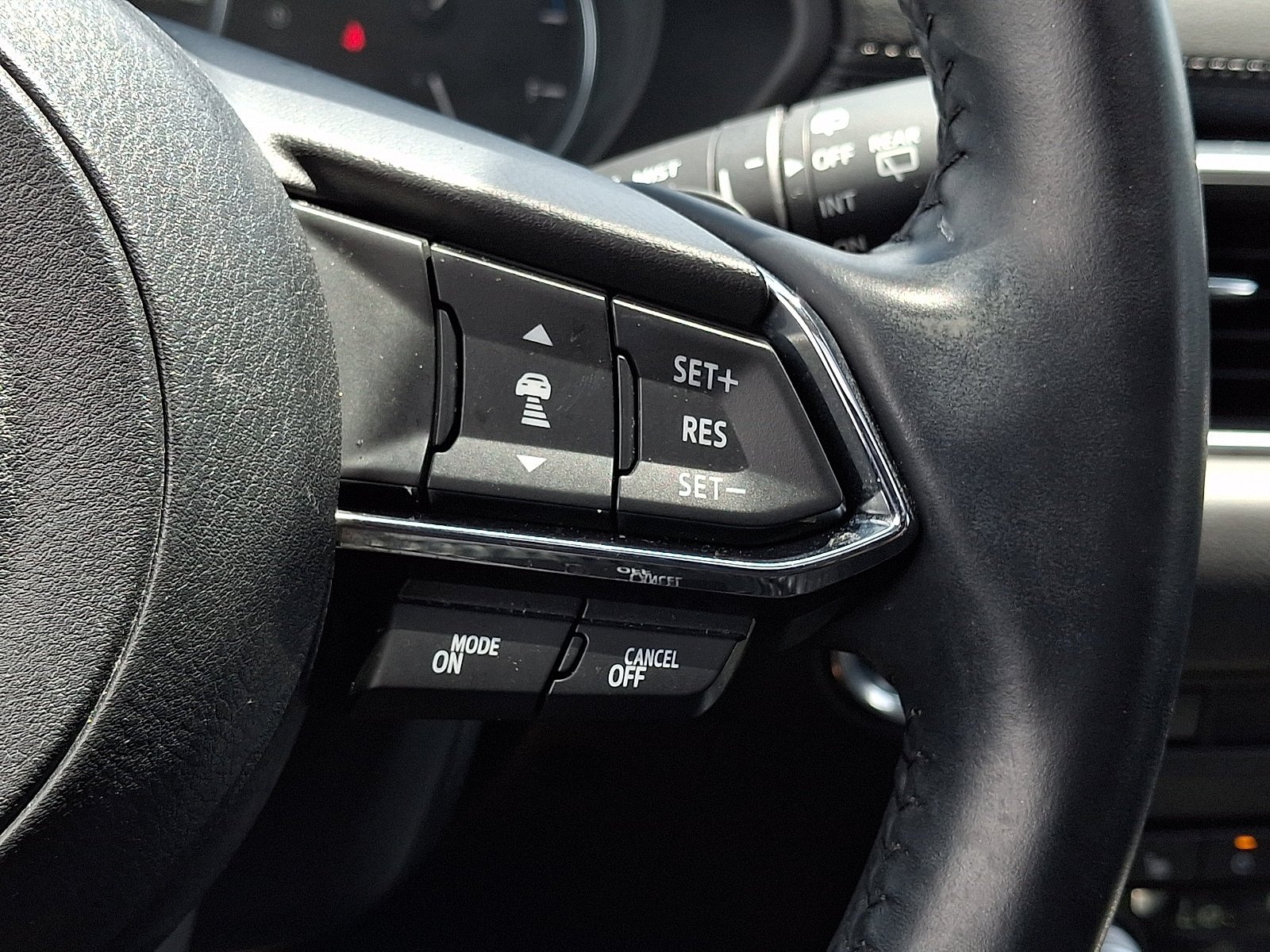 Used 2020 Machine Gray Metallic Mazda Grand Touring image 24