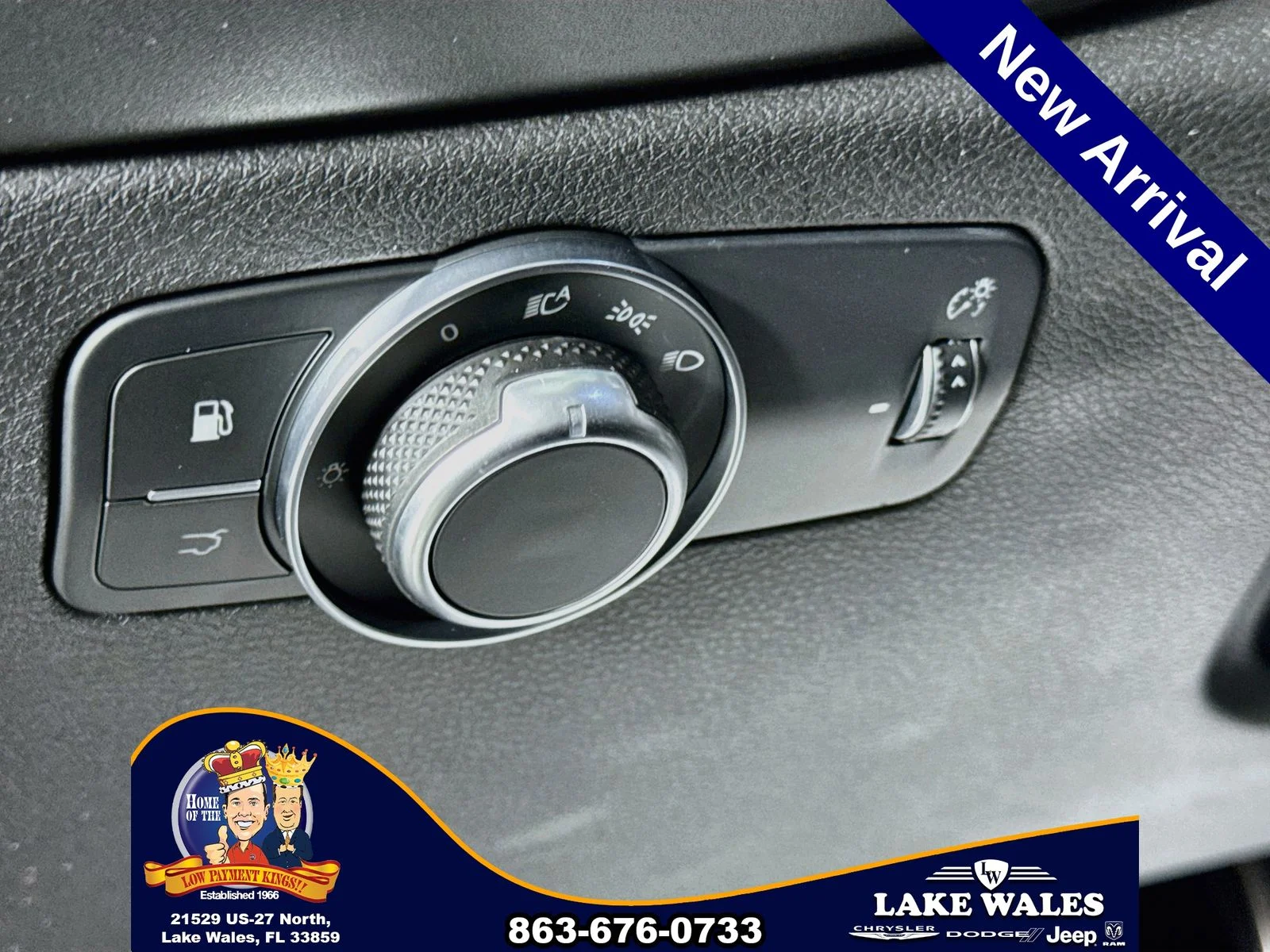 Used 2025  Dodge R/T Plus image 10