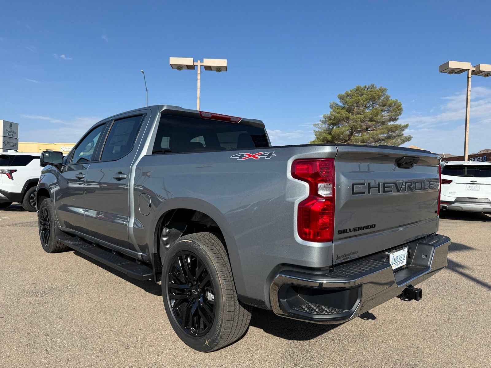 2026 Chevrolet Silverado 1500 LT - Photo 10