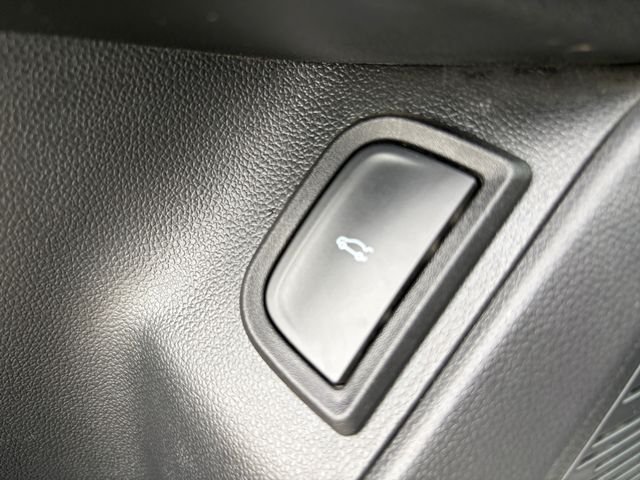 Used 2025 Gray Chevrolet LT image 26