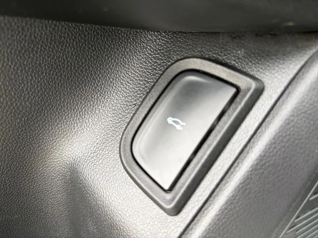 Used 2025 Gray Chevrolet LT image 26