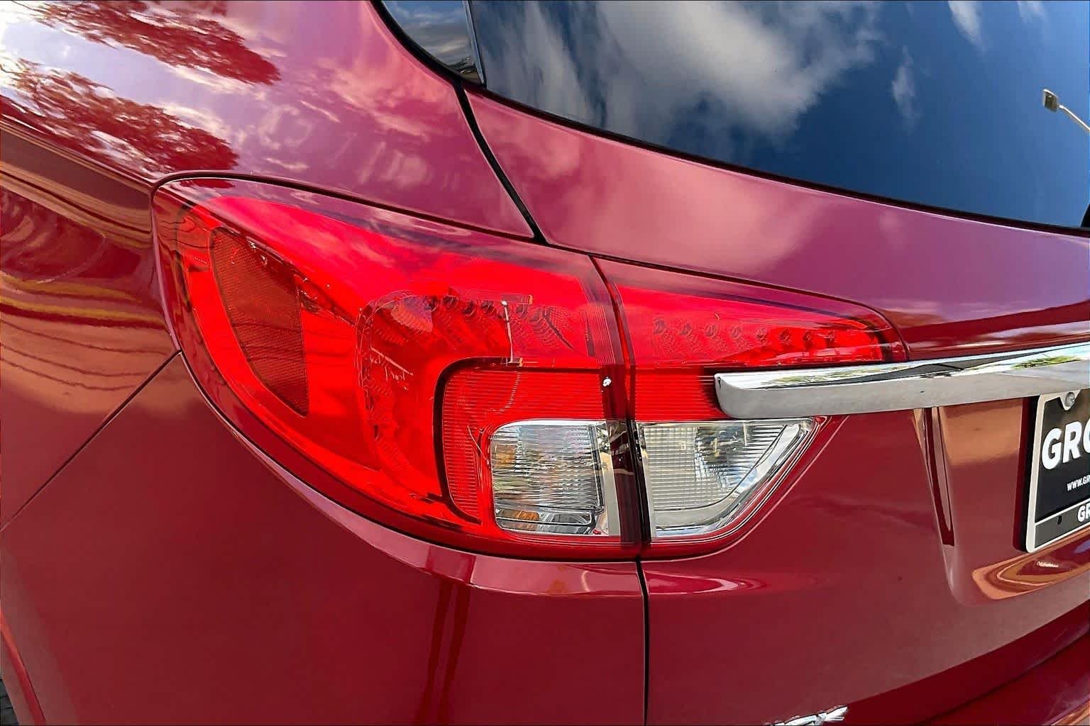 Used 2017 CHILI RED METALLIC Buick Premium I image 29