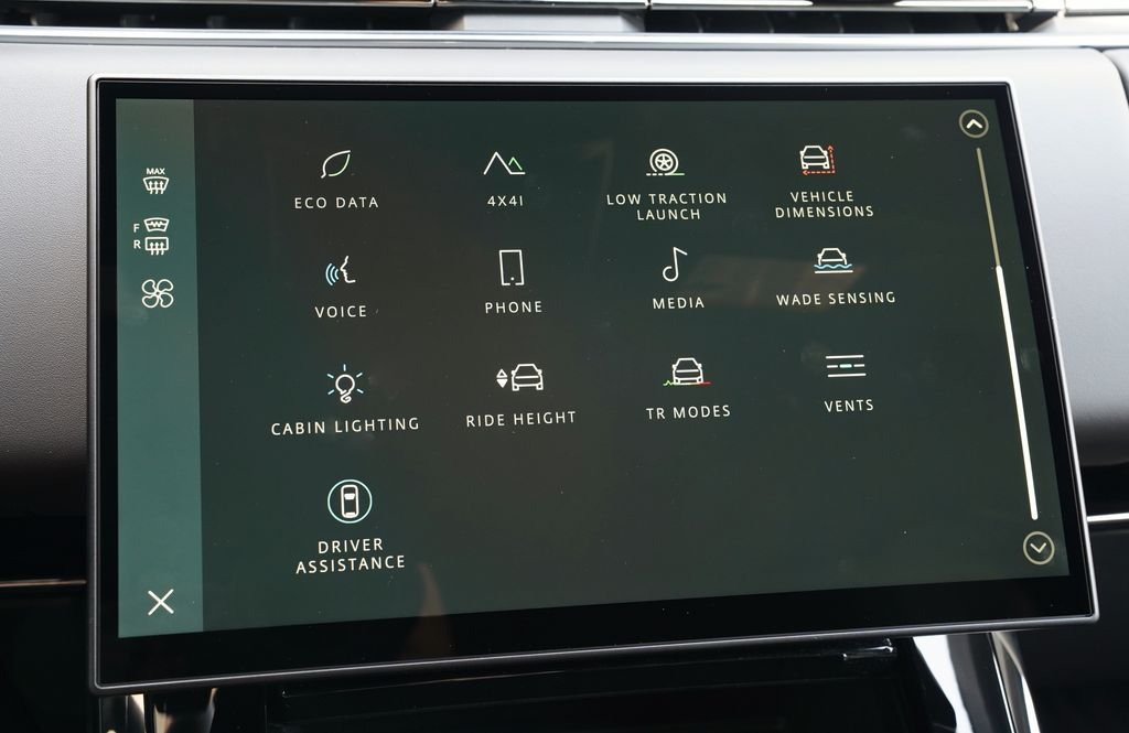 New 2026 Carpathian Grey Land Rover SE image 20