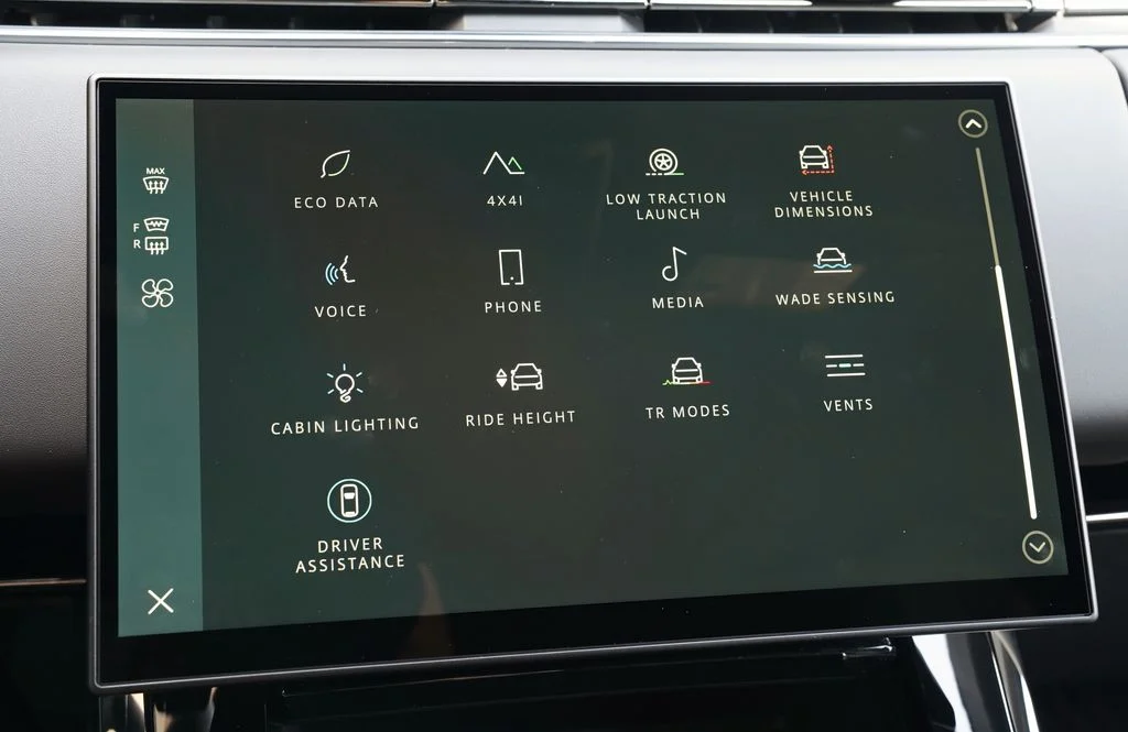 New 2026 Carpathian Grey Land Rover SE image 20