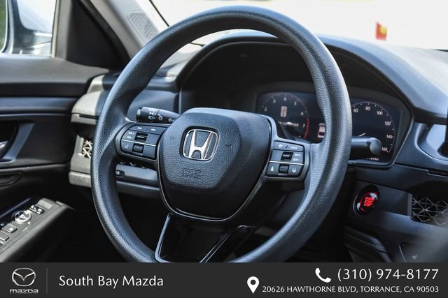 Used 2023  Honda EX image 15
