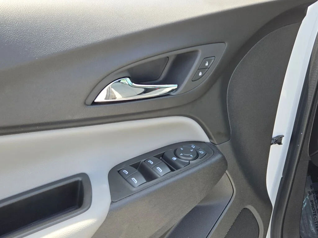 Used 2024 White Chevrolet LS image 20