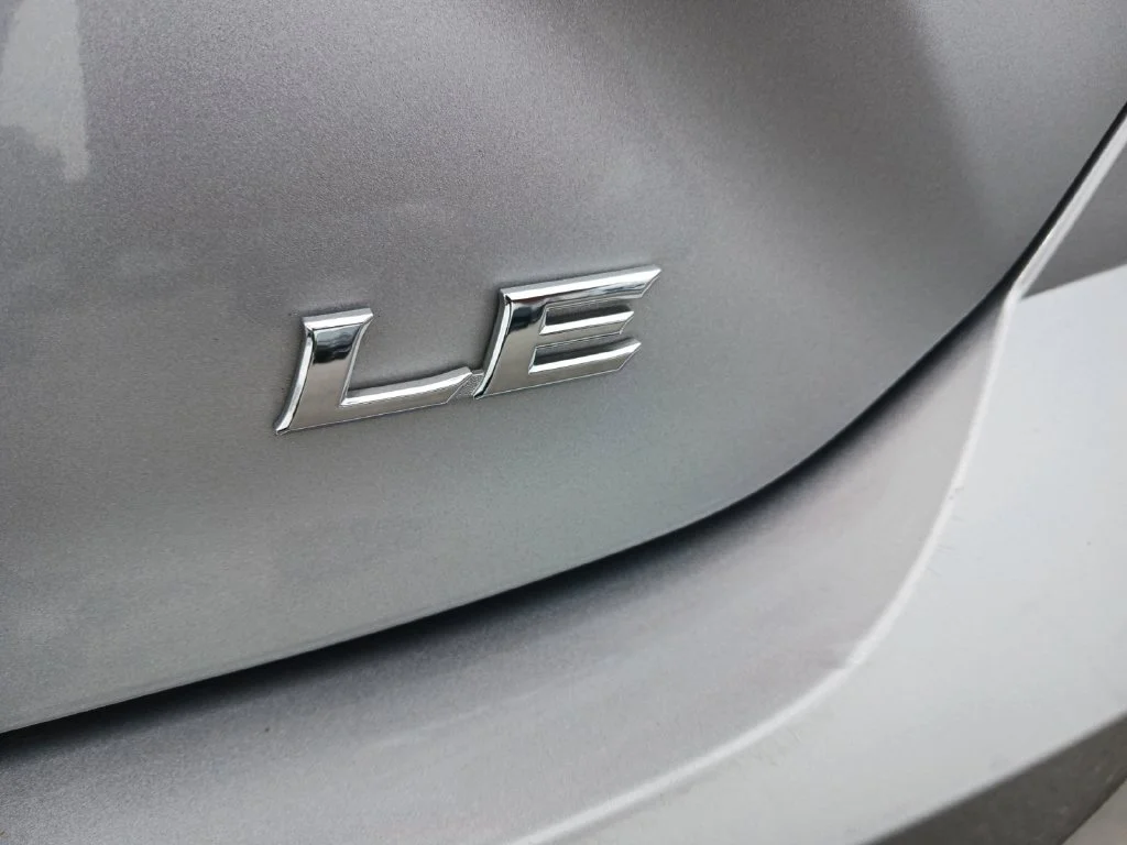 Used 2025 Silver Toyota LE image 28