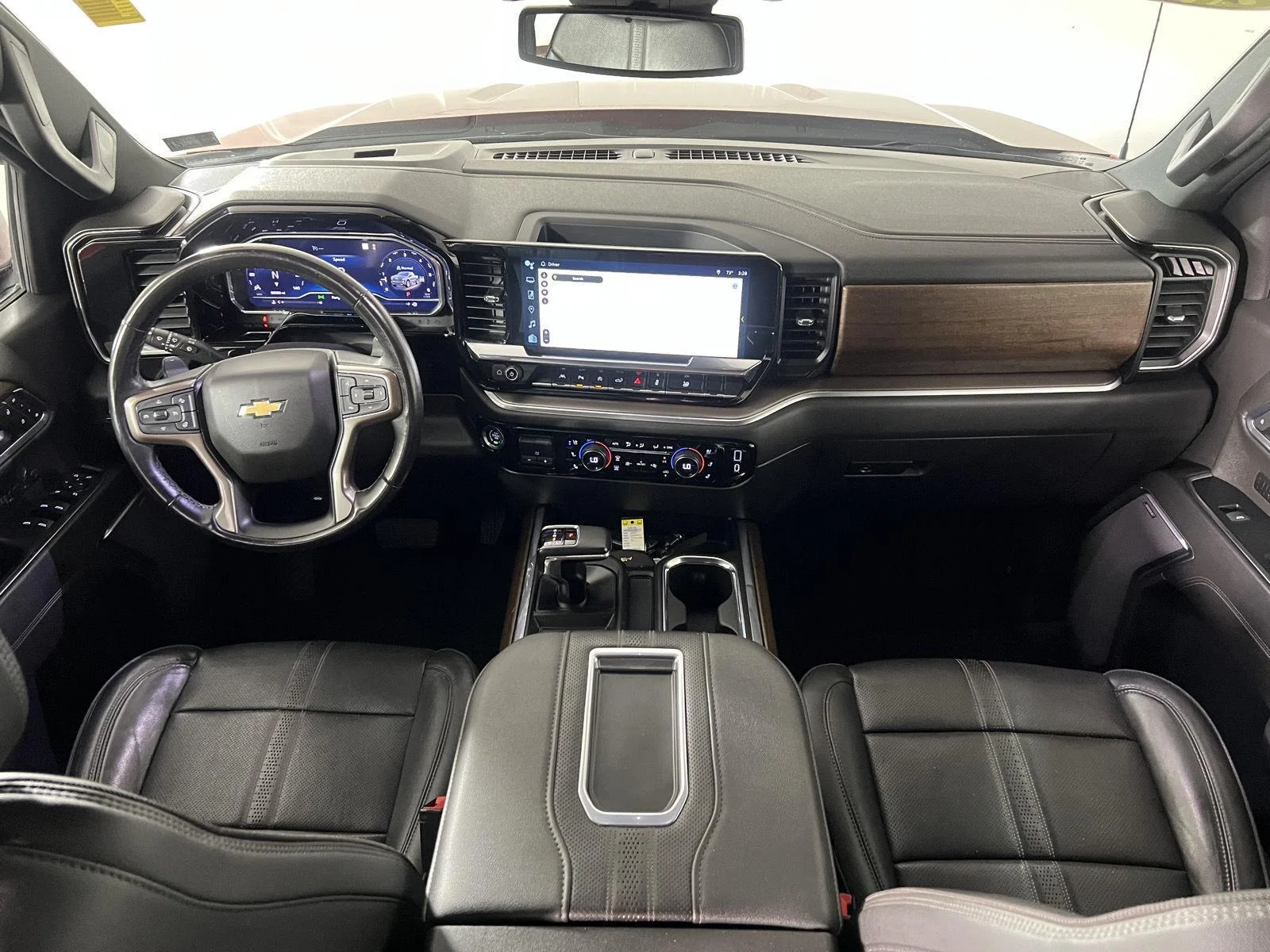 Used 2022 CHERRY RED TINTCOAT Chevrolet High Country image 2