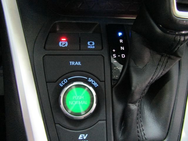Certified Used 2020 Blueprint Toyota Limited image 16