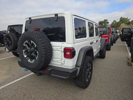 Used 2025 Bright White Clearcoat Jeep Rubicon image 4