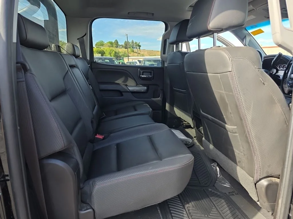Used 2019 Black GMC SLT image 20