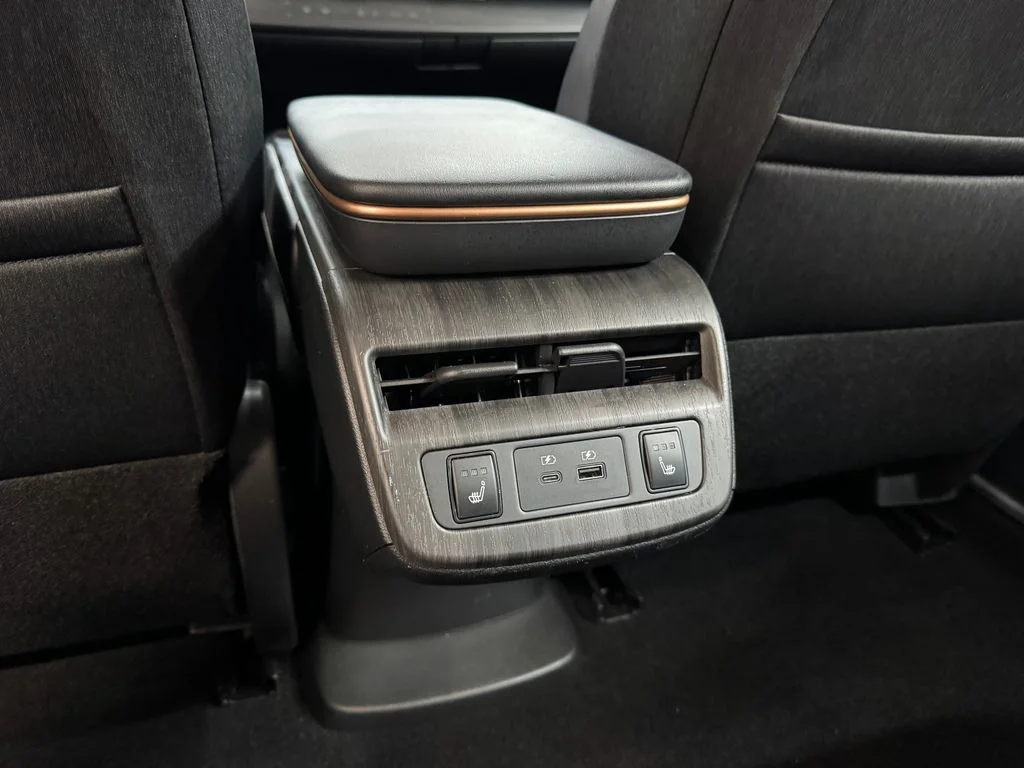 Used 2023 Gray Nissan ENGAGE image 25