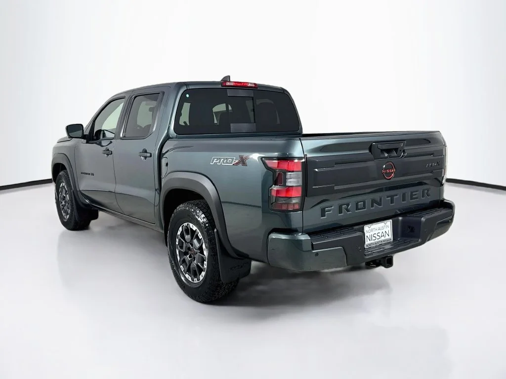 New 2027 Gray Nissan PRO-X image 5