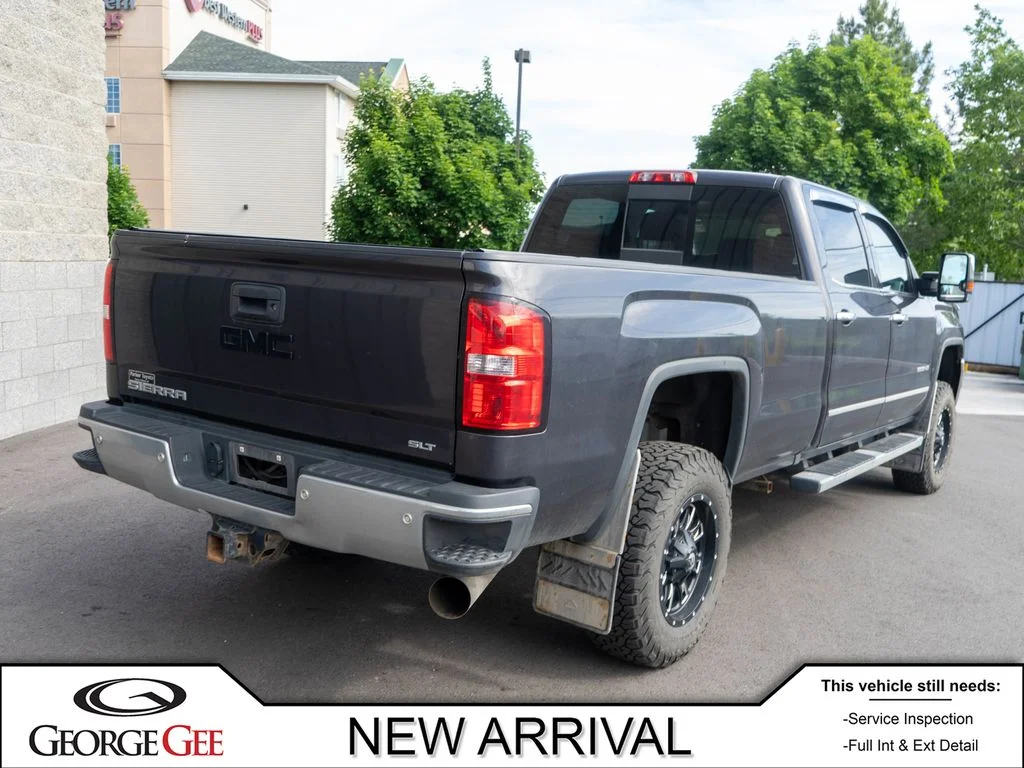 Used 2016 Gray GMC SLT image 7