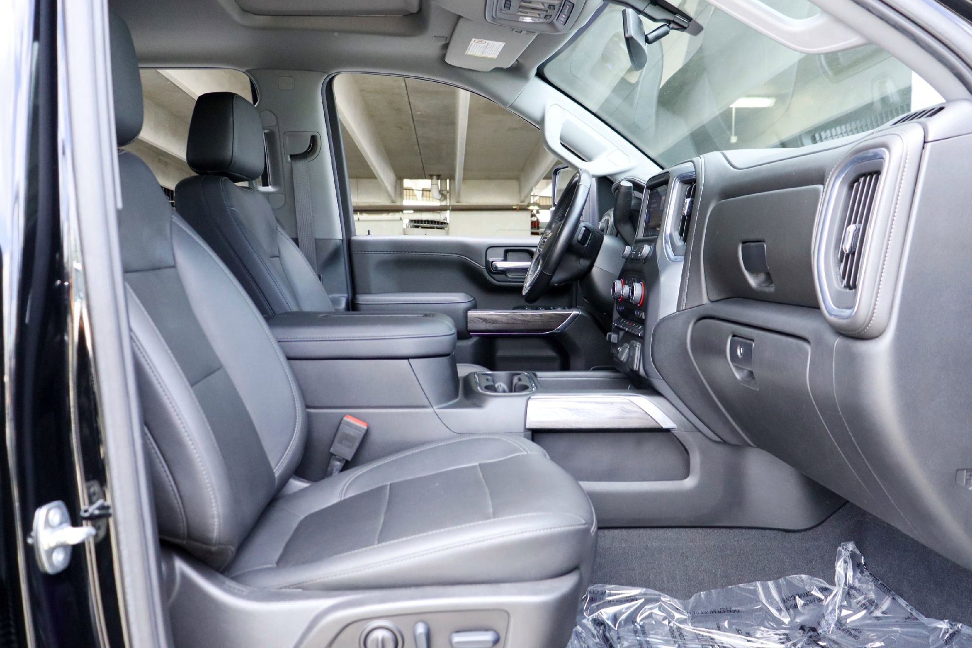 2022 Chevrolet Silverado 3500HD LTZ - Photo 21