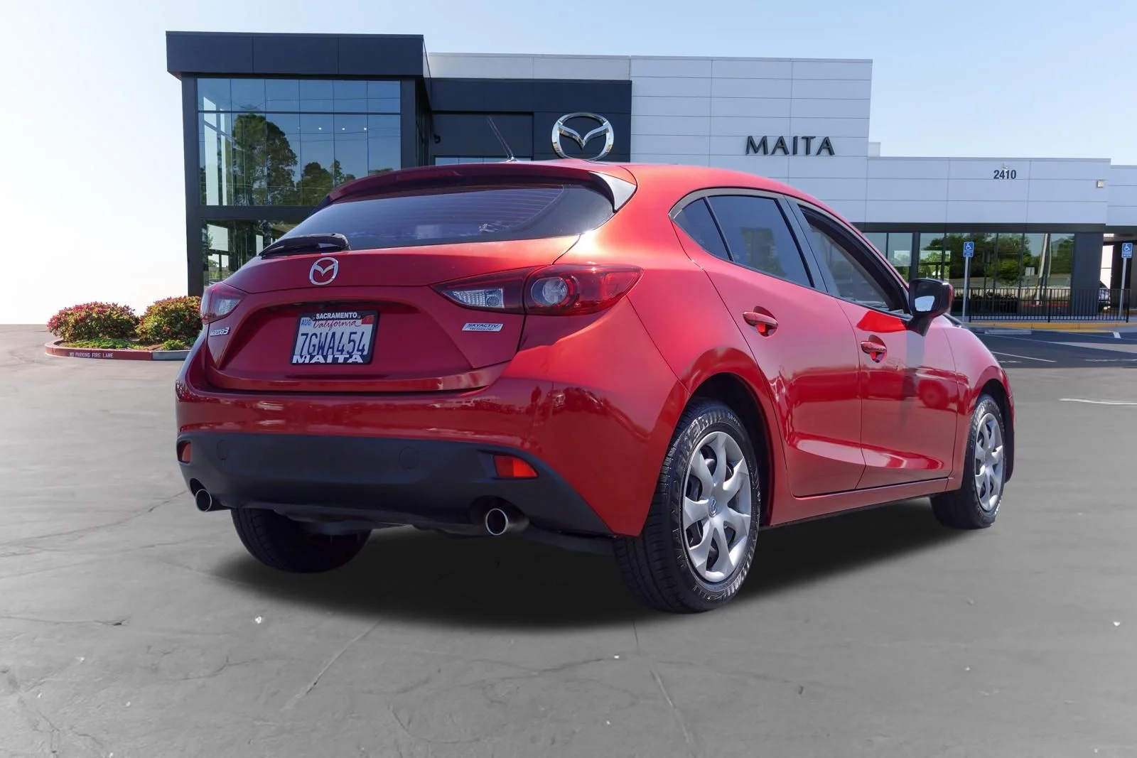Used 2014 Soul Red Metallic Mazda i Sport image 3