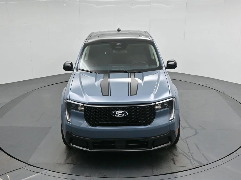 New 2026 Azure Gray Metallic Tri-Coat Ford Lariat image 37