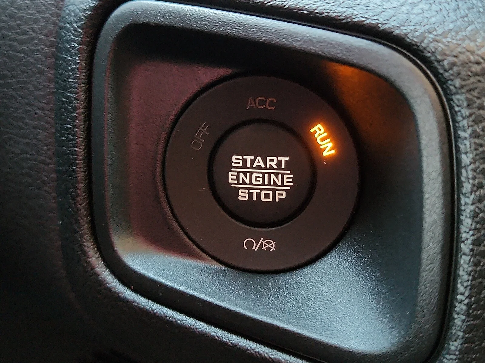 New 2026 White Jeep 4-DOOR SPORT image 16