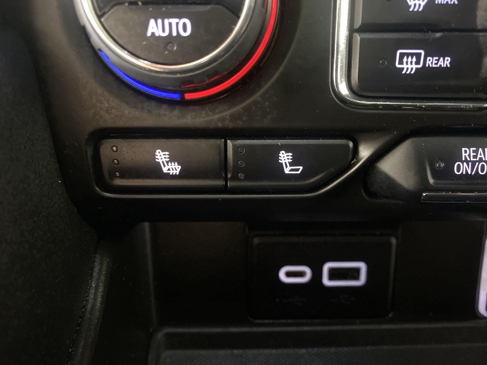Used 2023 Summit White Chevrolet Z71 image 21
