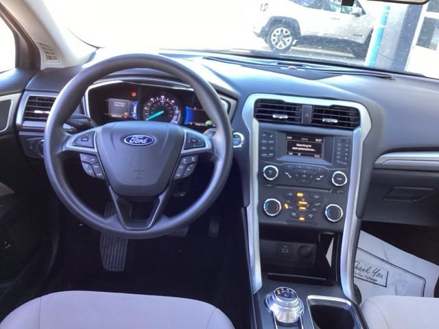Certified Used 2018 Blue Metallic Ford S image 15
