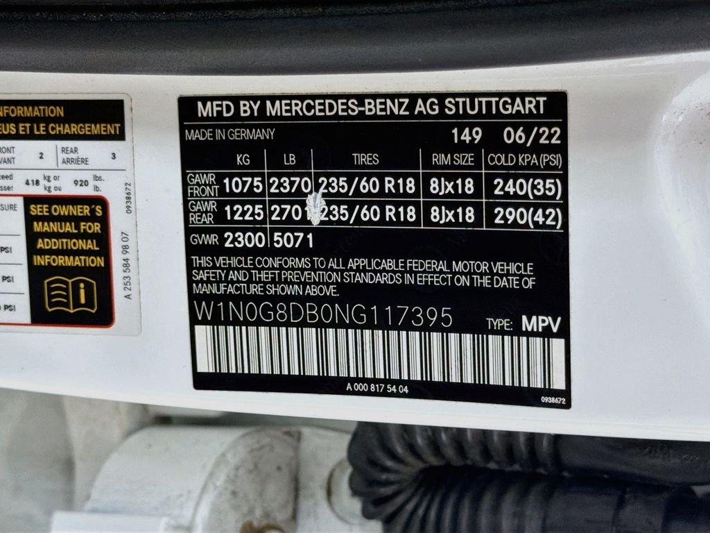 Used 2022 White Mercedes-Benz GLC 300 image 33