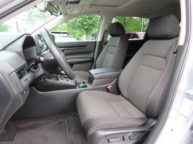 Certified Used 2024 Lunar Silver Metallic Honda EX image 12