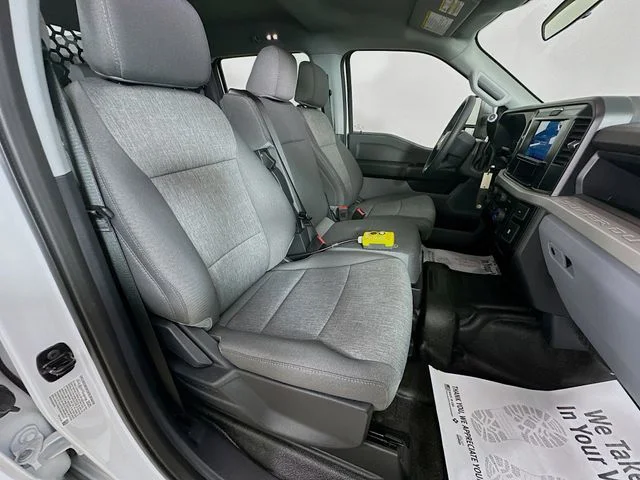 New 2025 Oxford White Ford XL image 25