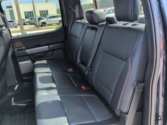 Used 2022 Blue Metallic Ford Lariat image 14