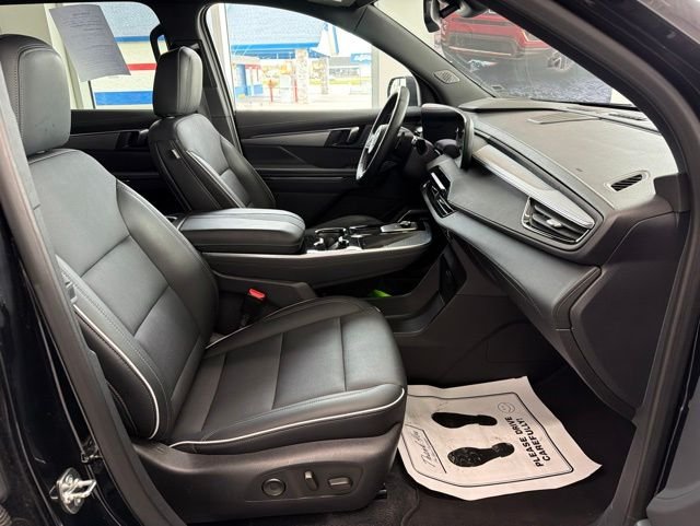Used 2025 Black Buick Preferred image 12