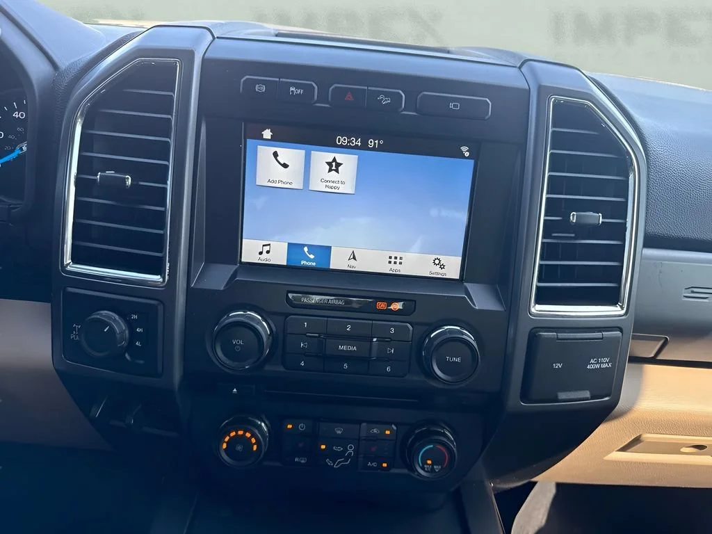 Used 2017  Ford Lariat image 13