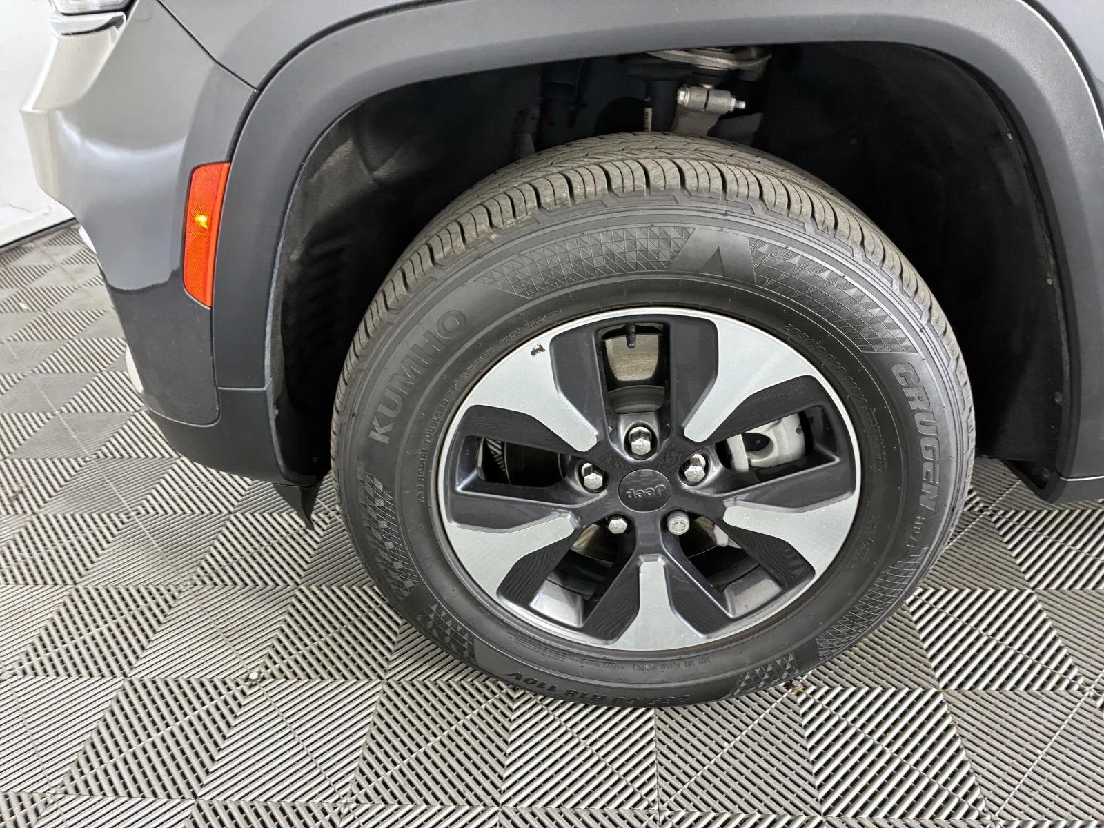 Used 2024 Baltic Gray Metallic Clearcoat Jeep 4xe image 15